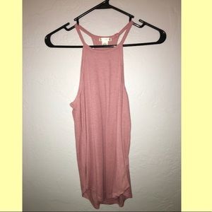 pink tank top